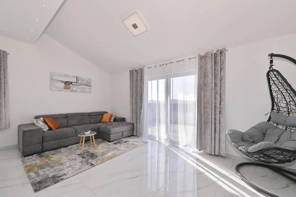 Apartment Apartman Chiara Galovac
