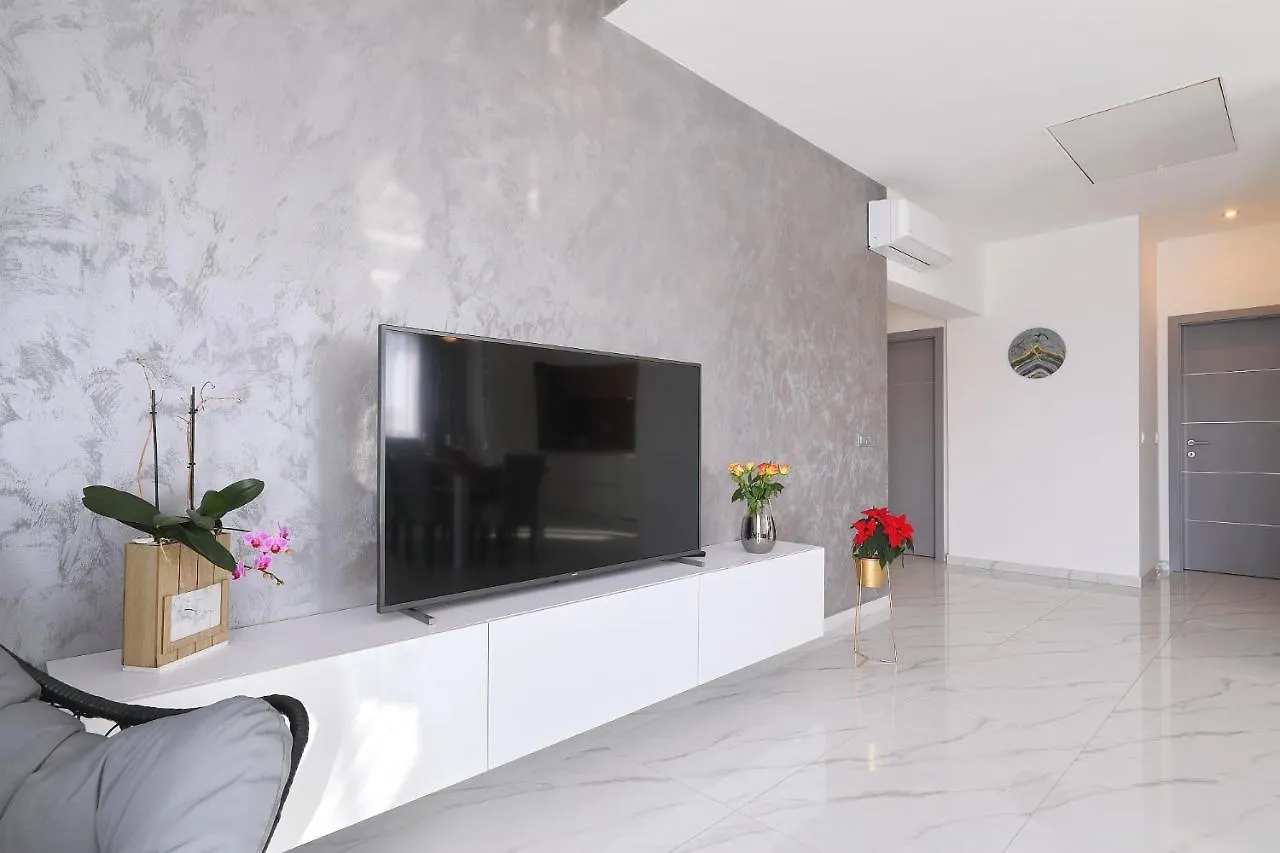 Apartment Apartman Chiara Galovac  Croatia