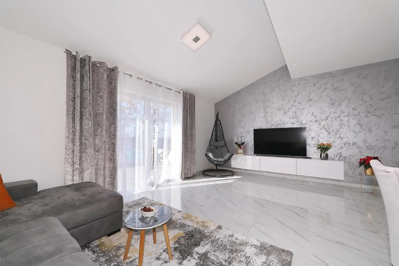 Apartman Chiara Galovac  Apartment