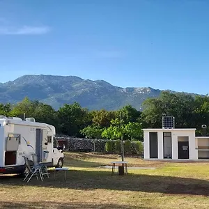 Camping Dolovi, Obrovac